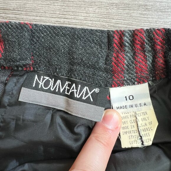Vtg Nouveaux Red & Black Plaid Midi Blanket Skirt Fringe Hem Wool Blend Size 10 - Picture 2 of 5